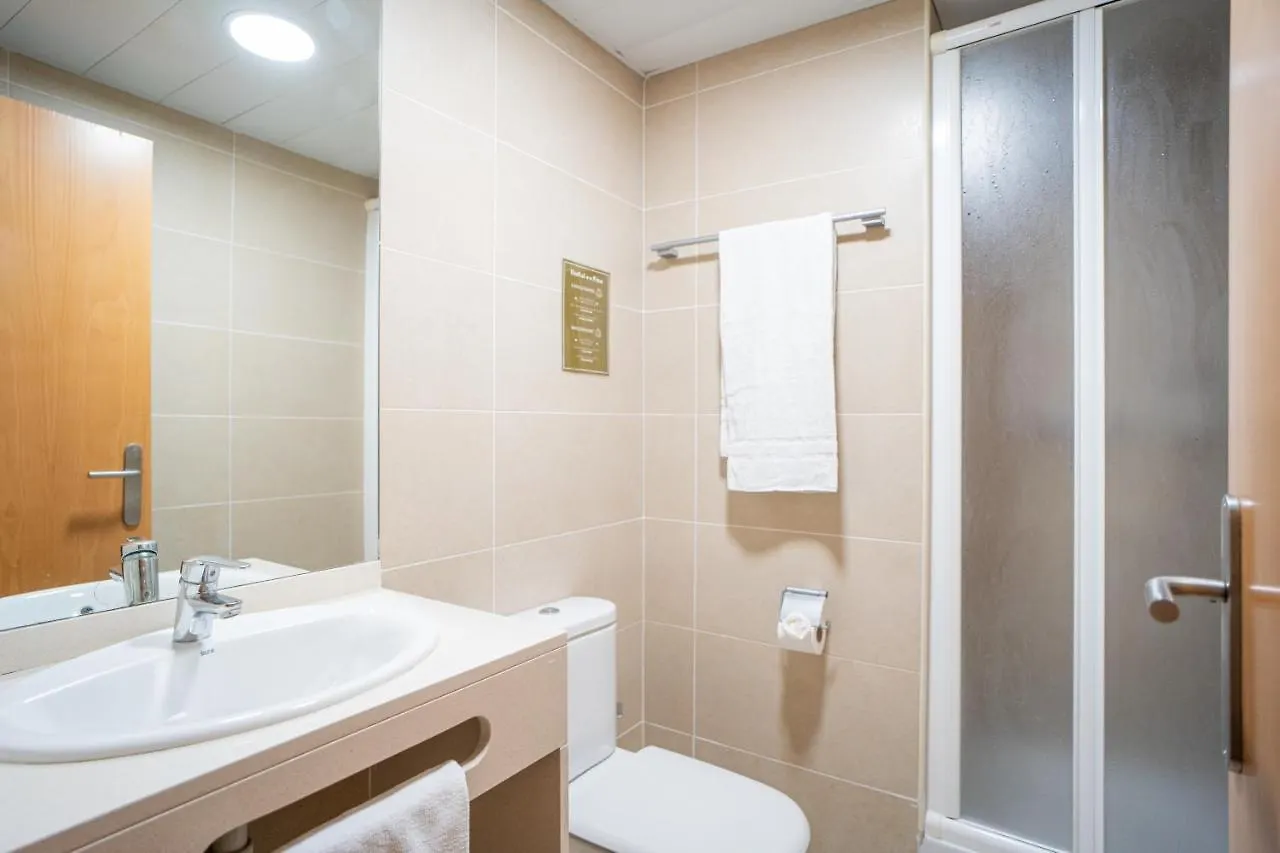 Πανσιόν Hostal Fina Βαρκελώνη